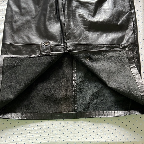 Vintage leather skirt - Picture 6 of 9